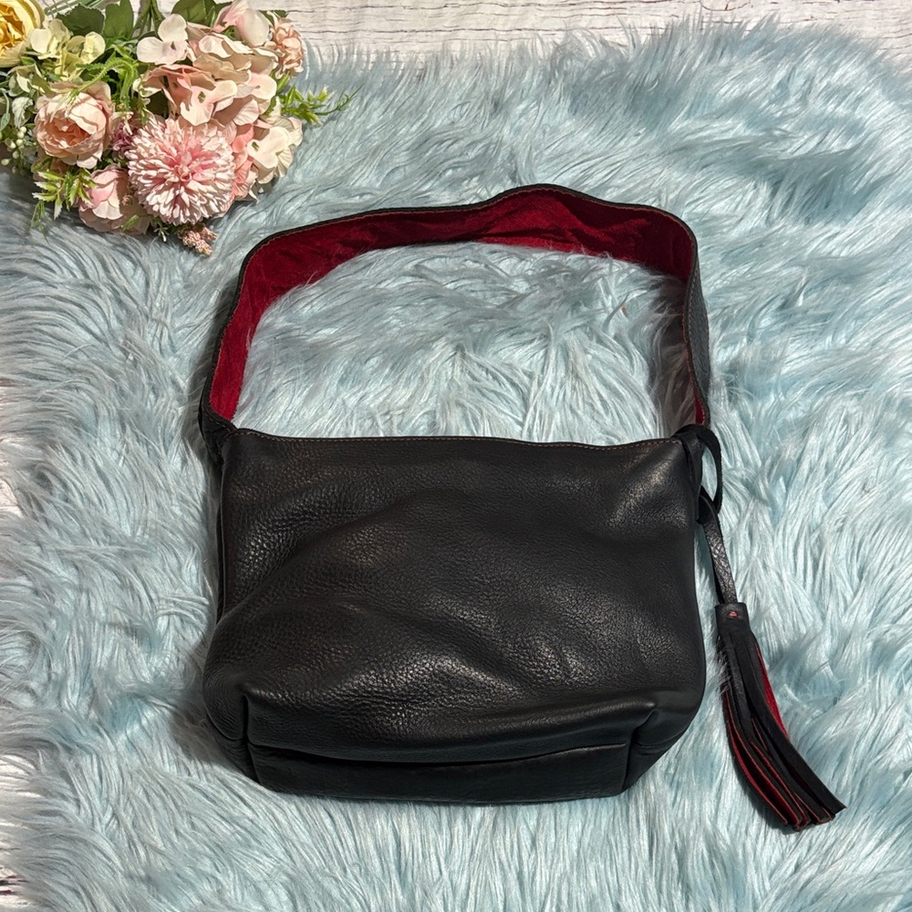 Cartera Black Leather Shoulder Bag